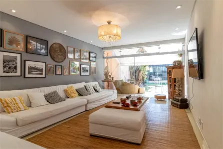 Casa com 5 Quartos para venda ou aluguel, 540m² no Indianópolis, São Paulo
