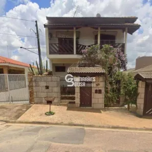 Casa com 3 Quartos para alugar, 280m² no Bosque, Vinhedo