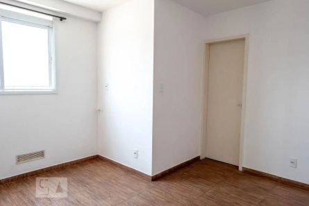 Kitnet com 1 Quarto à venda, 30m² no Brás, São Paulo