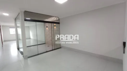 Casa com 3 Quartos à venda, 203m² no Cidade Jardim, Uberlândia