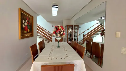 Sobrado com 4 Quartos à venda, 220m² no Jardim Campo Grande, São Paulo