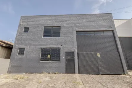 Galpão/Depósito/Armazém à venda, 250m² no Sarandi, Porto Alegre