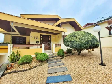 Casa com 3 Quartos à venda, 212m² no Nova Brasília, Brusque