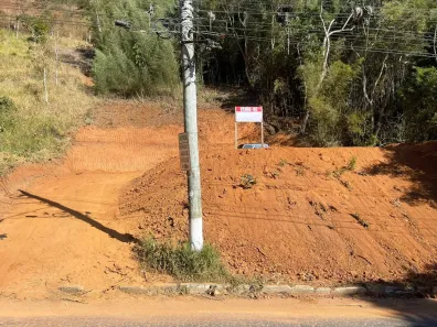 Lote/Terreno à venda, 800m² no Nogueira, Petrópolis