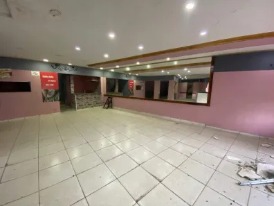 Ponto Comercial para alugar, 214m² no Brooklin Paulista, São Paulo