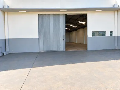 Galpão/Depósito/Armazém para alugar, 412m² no Jardim Europa, Sarandi