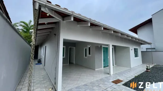 Casa com 4 Quartos para alugar, 260m² no Velha, Blumenau