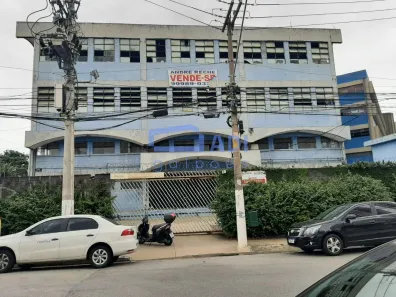 Galpão/Depósito/Armazém para venda ou aluguel, 3200m² no Água Branca, São Paulo