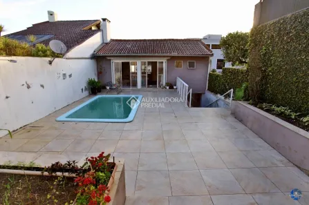 Casa com 5 Quartos à venda, 294m² no Glória, Porto Alegre