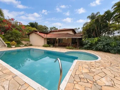 Fazenda/Sítio com 3 Quartos à venda, 239m² no Jardim Valparaíso, Boituva