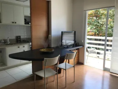 Apartamento com 1 Quarto para alugar, 52m² no Cambuí, Campinas