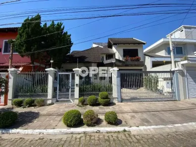 Sobrado com 4 Quartos à venda, 340m² no Centro, Canoas