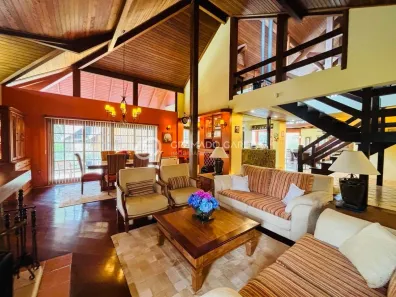 Casa com 3 Quartos à venda, 400m² no Jardim dos Pinheiros II, Canela