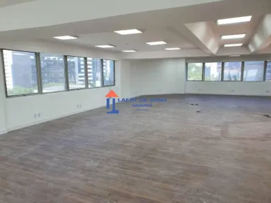 Sala Comercial à venda, 204m² no Cidade Monções, São Paulo