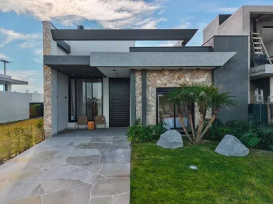 Casa com 4 Quartos à venda, 150m² no , Xangri-lá