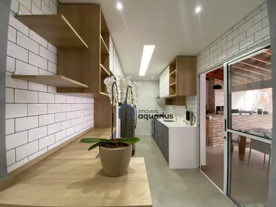 Casa de Condomínio com 4 Quartos à venda, 200m² no Loteamento Villa Branca, Jacareí