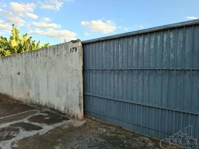 Casa com 2 Quartos para alugar, 84m² no Aragarça, Londrina