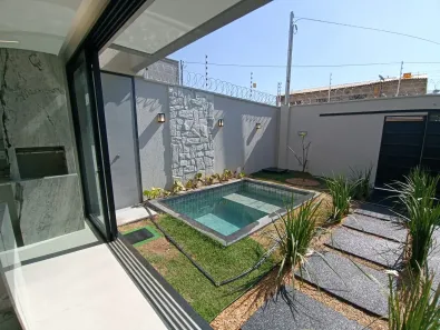 Sobrado com 3 Quartos à venda, 160m² no Parque Amazônia, Goiânia
