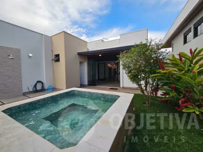 Casa de Condomínio com 3 Quartos para alugar, 225m² no Jardim Sul, Uberlândia
