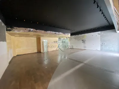 Prédio Comercial para alugar, 400m² no Jardim São Dimas, São José dos Campos