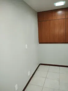 Sala Comercial para alugar, 29m² no Penha Circular, Rio de Janeiro