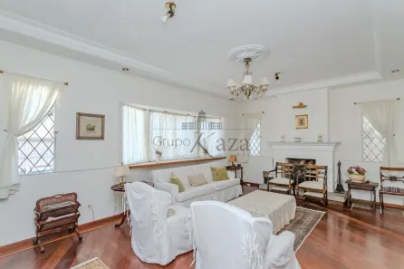 Sobrado com 4 Quartos à venda, 300m² no Jardim Paulistano, São Paulo