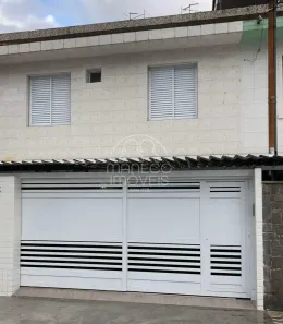 Sobrado com 3 Quartos para alugar, 100m² no Encruzilhada, Santos