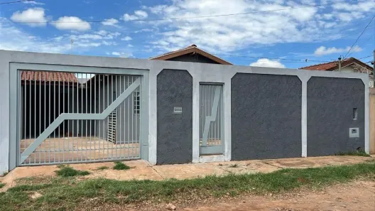 Casa com 3 Quartos para alugar, 10m² no Residencial Mário Cóvas, Campo Grande