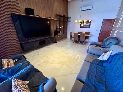 Casa de Condomínio com 3 Quartos à venda, 250m² no Coqueiro, Belém