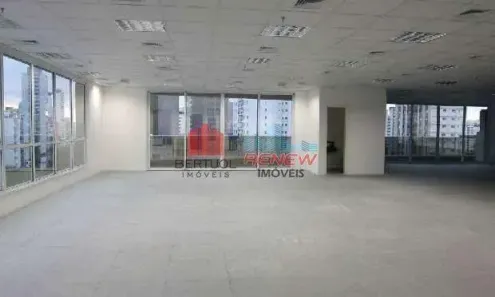 Sala Comercial para alugar, 210m² no Vila Uberabinha, São Paulo