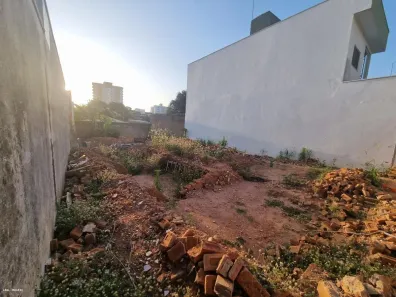 Lote/Terreno à venda, 297m² no Vila Machadinho, Presidente Prudente