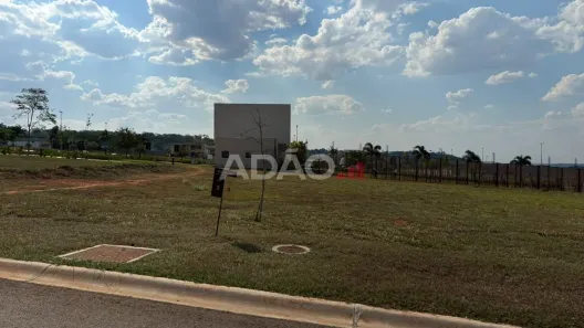 Lote/Terreno à venda, 682m² no Parque Cidade, Goiânia