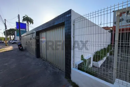 Imóvel Comercial com 4 Quartos para alugar, 240m² no Parque Manibura, Fortaleza