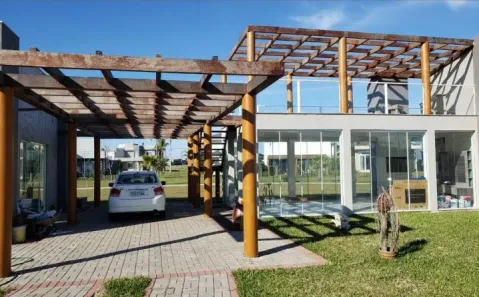 Sobrado com 5 Quartos à venda, 680m² no XANGRI-LÁ, Xangri-Lá