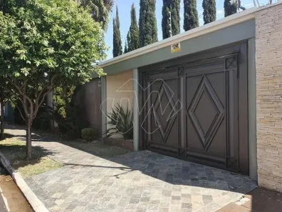 Sobrado com 4 Quartos à venda, 551m² no Vila Harmonia, Araraquara