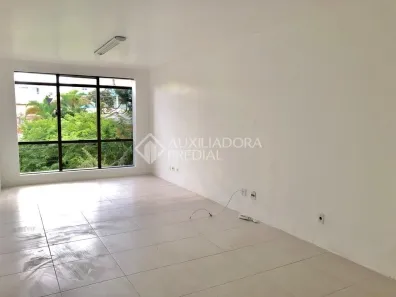 Sala Comercial à venda, 35m² no Floresta, Porto Alegre