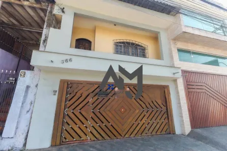 Sobrado com 3 Quartos à venda, 250m² no Itaquera, São Paulo