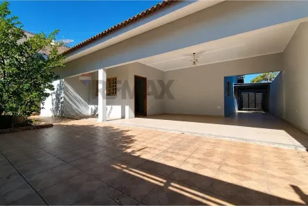 Casa com 3 Quartos para alugar, 190m² no Centro, Três Lagoas