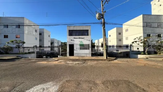 Apartamento com 3 Quartos para alugar, 70m² no Maracanã, Anápolis