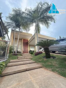 Casa de Condomínio com 3 Quartos à venda, 250m² no Setor Habitacional Arniqueira, Brasília