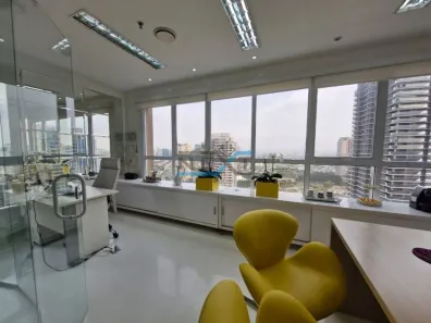 Sala Comercial para alugar, 400m² no Sítio Tamboré Alphaville, Barueri