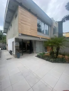Casa de Condomínio com 3 Quartos à venda, 240m² no Jacarepaguá, Rio de Janeiro