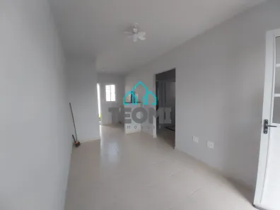 Casa com 2 Quartos para alugar, 44m² no Distrito Industrial do Una II, Taubaté