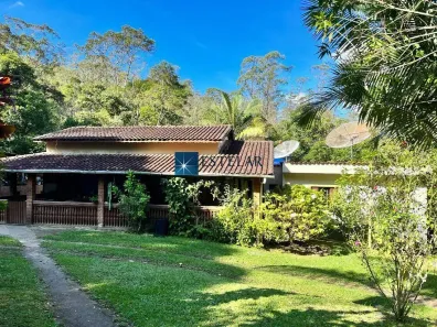Fazenda/Sítio com 4 Quartos à venda, 1500m² no Taiaçupeba, Mogi das Cruzes