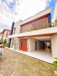 Casa com 4 Quartos à venda, 280m² no Luzardo Viana, Maracanaú