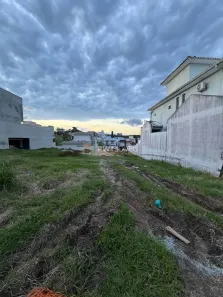 Lote/Terreno à venda, 300m² no Lagoa, Macaé