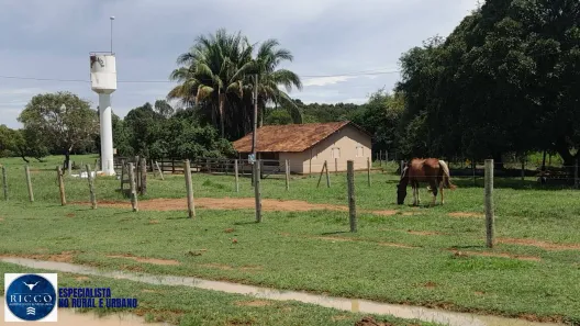 Fazenda/Sítio com 3 Quartos à venda, 115m² no Setor Central, Araguaçu