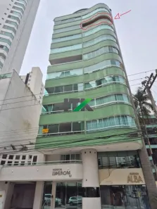 Apartamento com 3 Quartos para alugar, 125m² no Centro, Balneário Camboriú