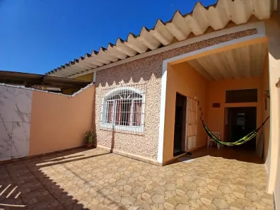 Casa com 2 Quartos à venda, 80m² no Jardim Somar, Peruíbe