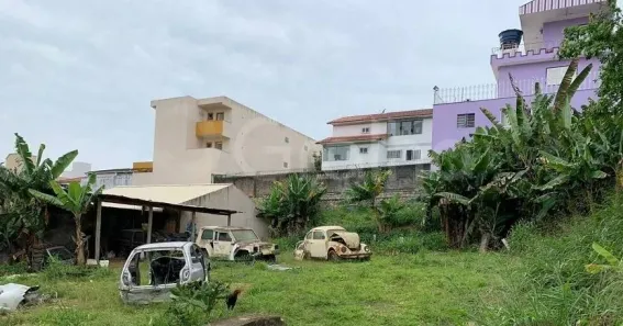 Lote/Terreno à venda, 771m² no Barreiros, São José